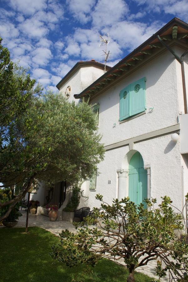 Hotel Poseidon Marina di Pietrasanta Buitenkant foto