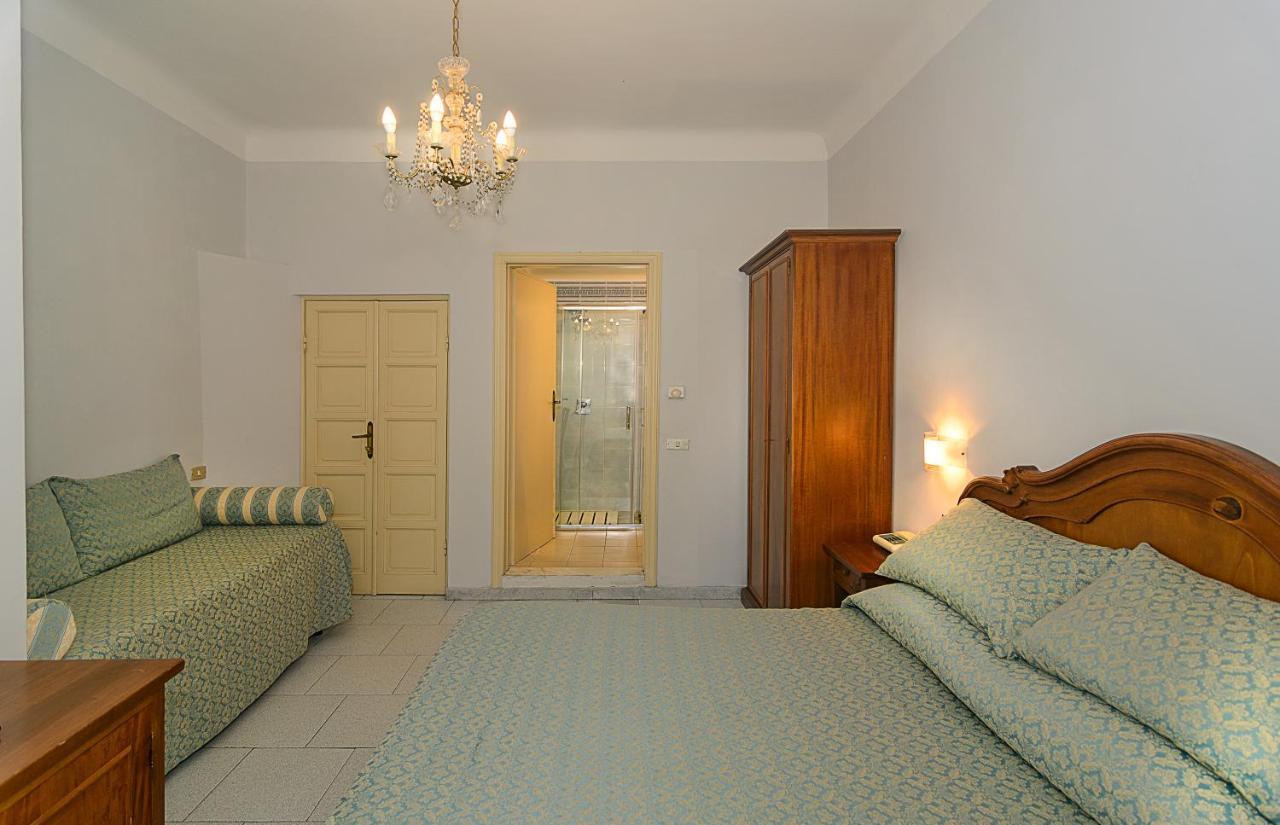 Hotel Poseidon Marina di Pietrasanta Buitenkant foto