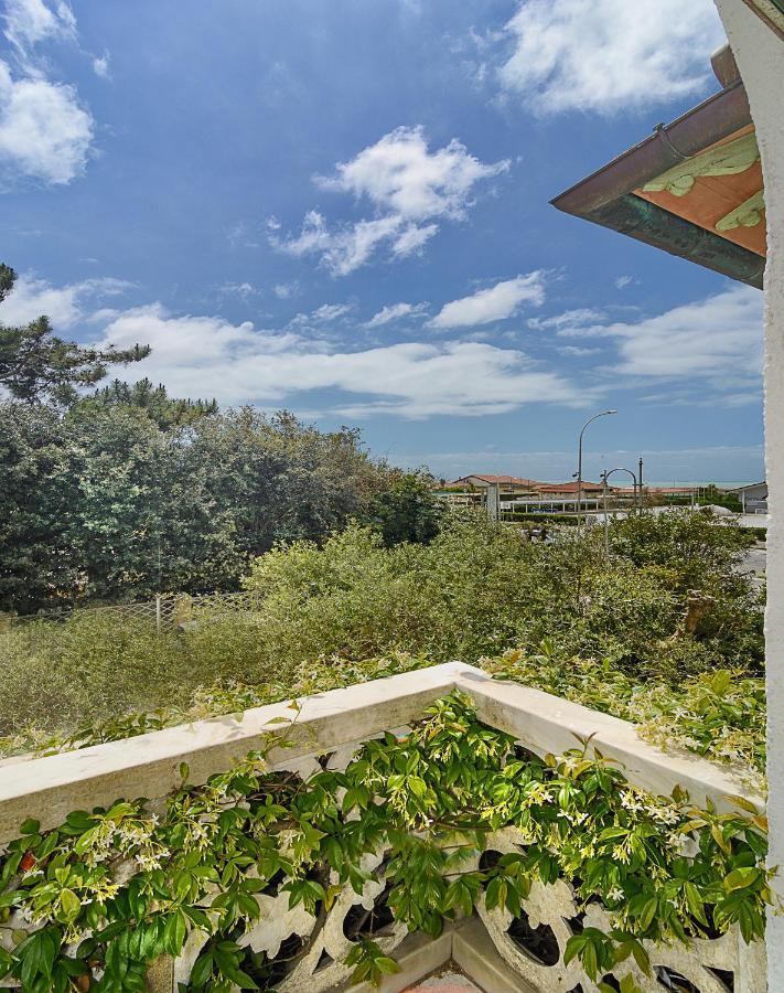 Hotel Poseidon Marina di Pietrasanta Buitenkant foto