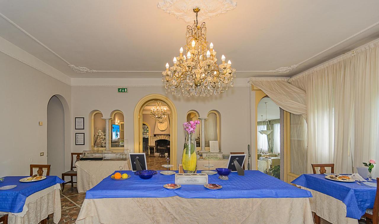 Hotel Poseidon Marina di Pietrasanta Buitenkant foto