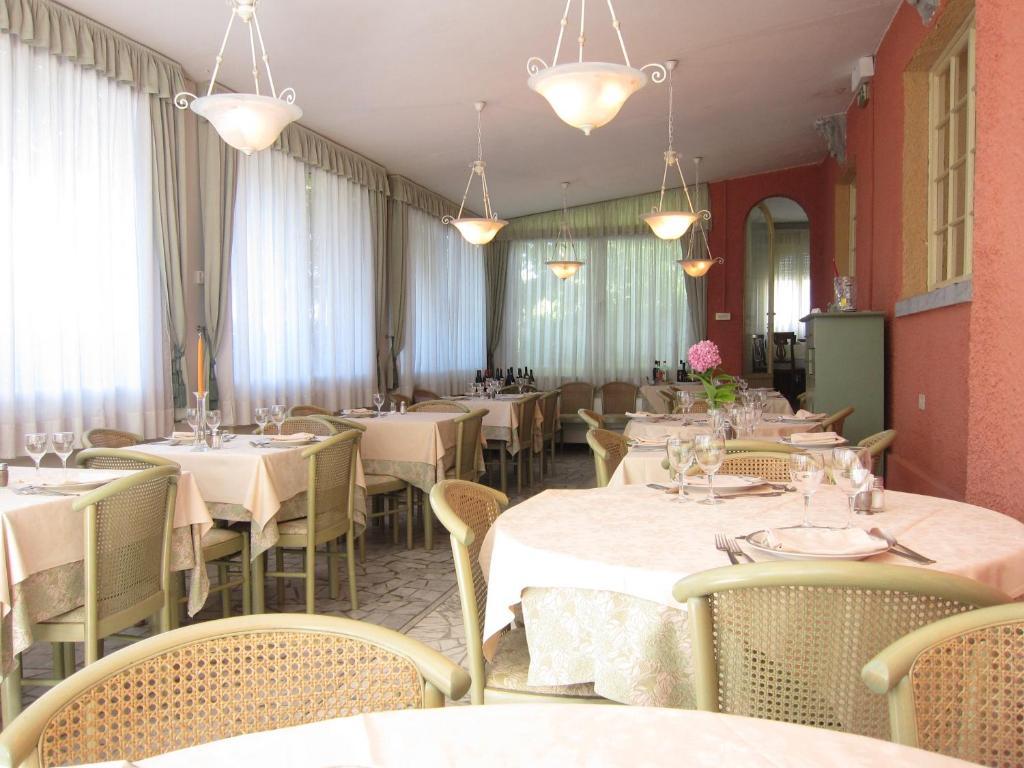 Hotel Poseidon Marina di Pietrasanta Buitenkant foto